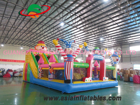 Anti Ruptured 8 X 6M Colorful Clown Theme Inflatable Fun City